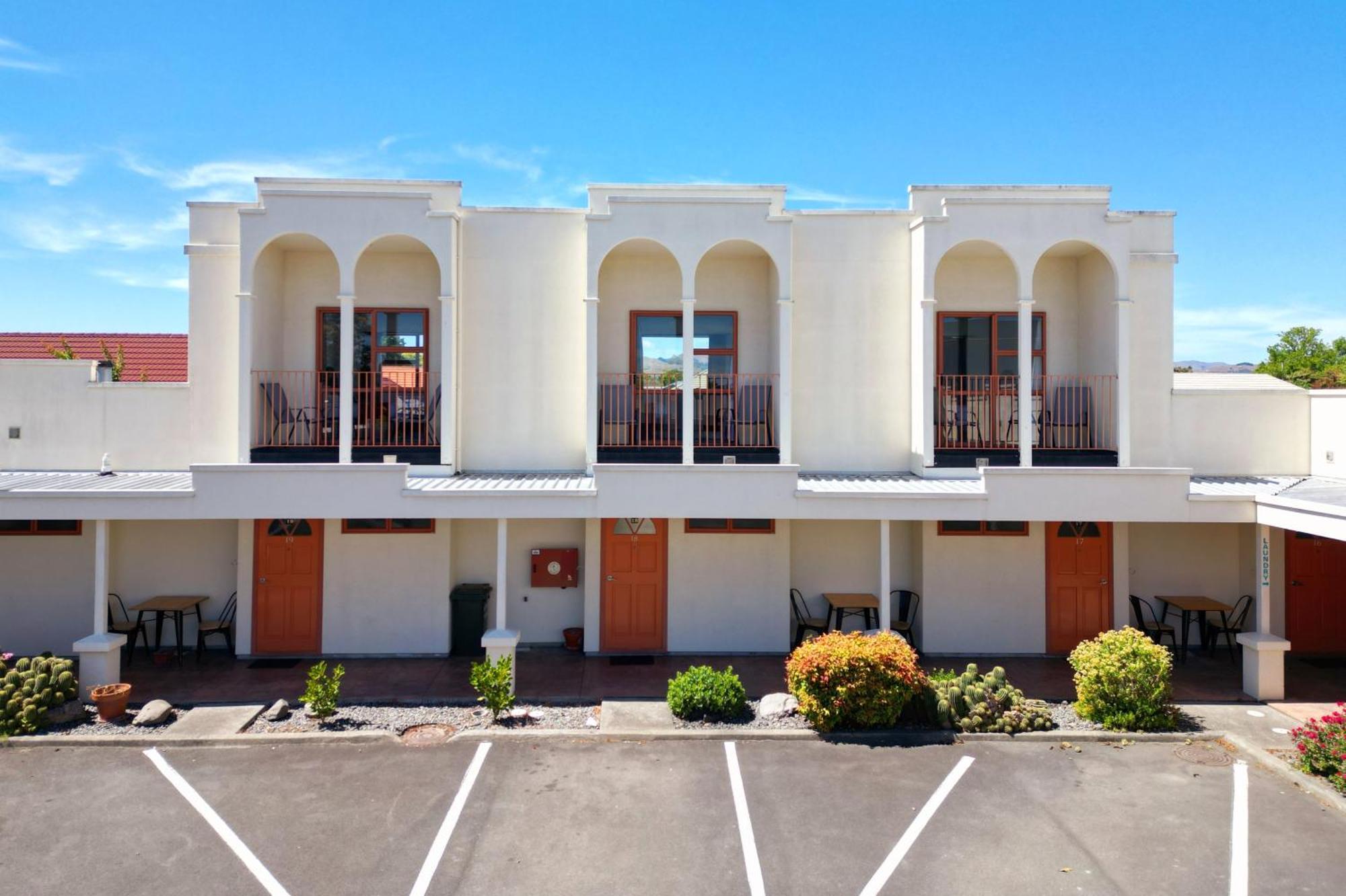 Valdez Motor Lodge Hastings Exterior photo
